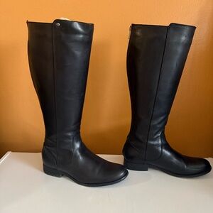 Frye Melissa Black Zip up Boots. Size 7